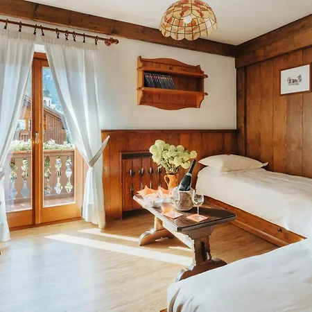 Panda Cortina- Ricarica Auto Elettriche 3* Cortina dʼAmpezzo