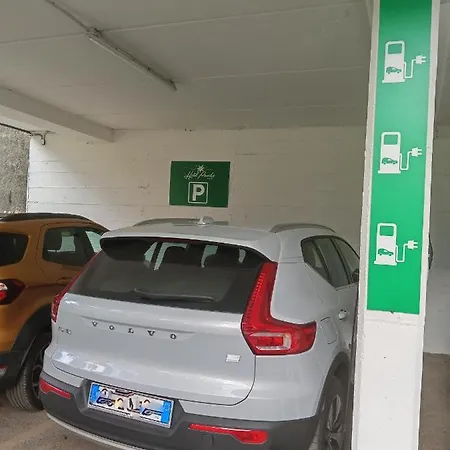 Hotel Panda Cortina- Ricarica Auto Elettriche