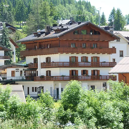 Hotel Panda Cortina- Ricarica Auto Elettriche